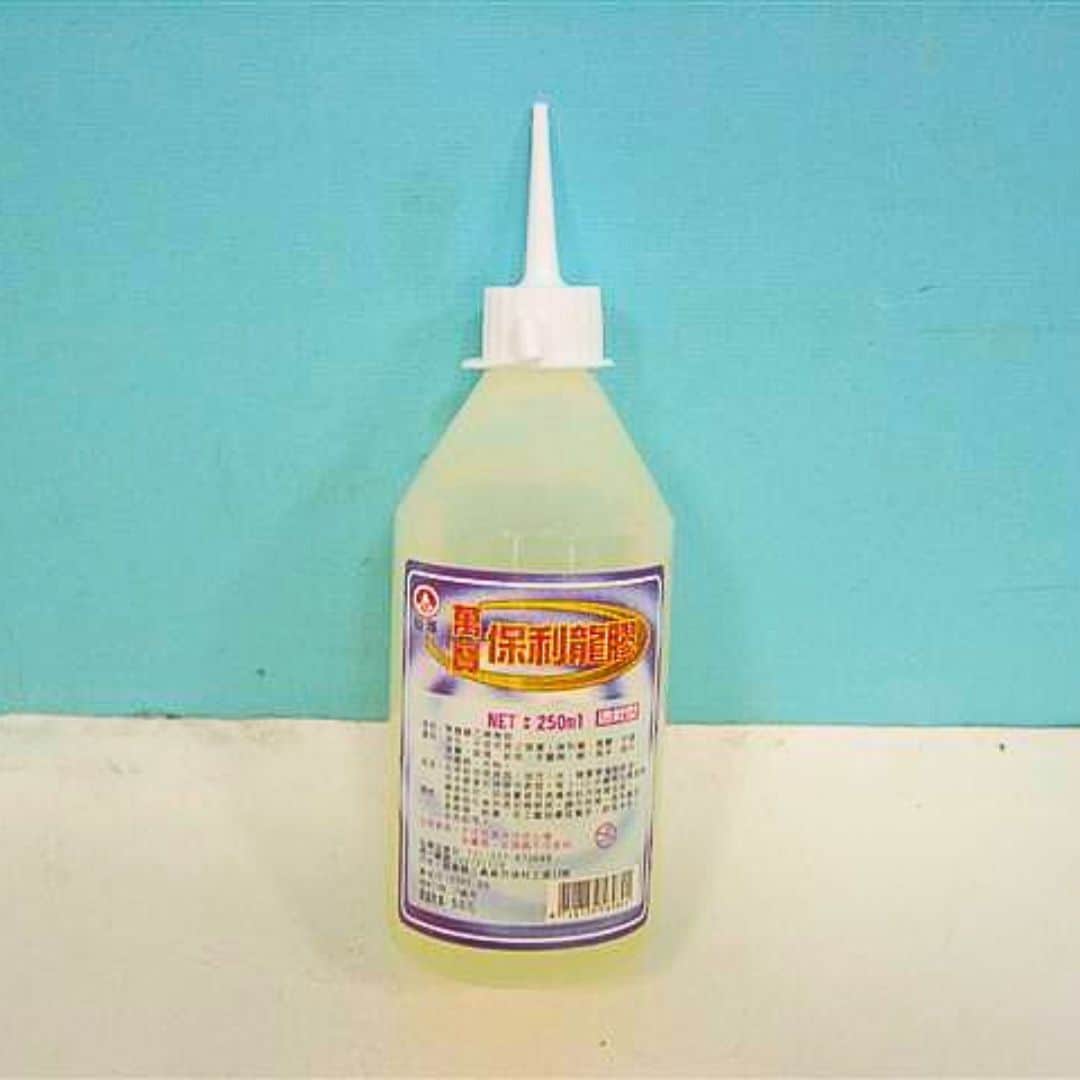 Y93018 萬寶保麗龍膠 大 250ml