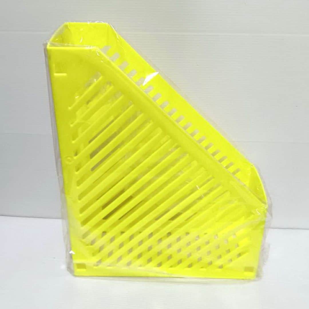 R8618F 宏文一體成型雜誌架 黃色 25x9x31.5cm