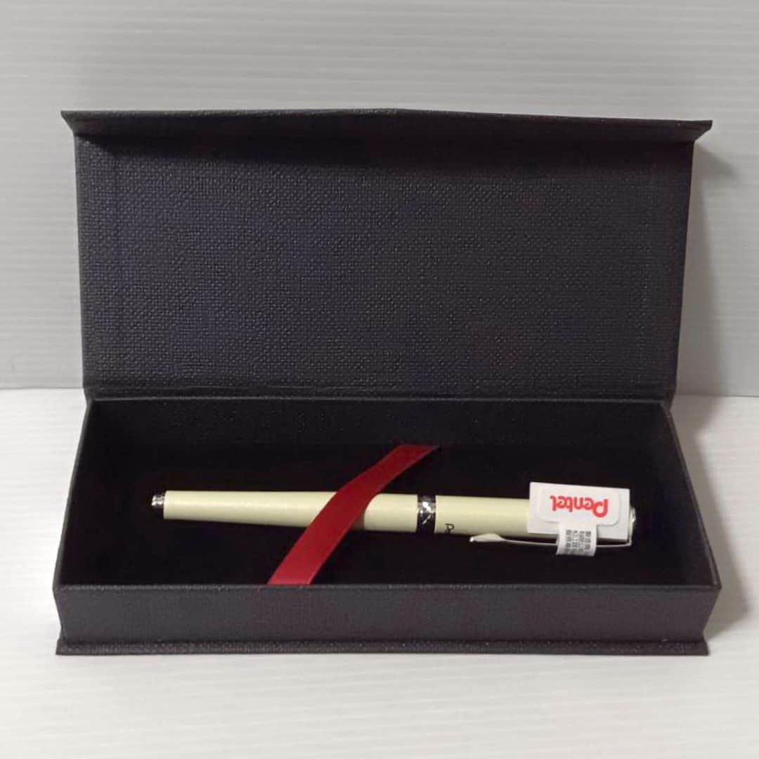 W61589F 飛龍金屬中性筆 0.7mm 黑墨 白桿