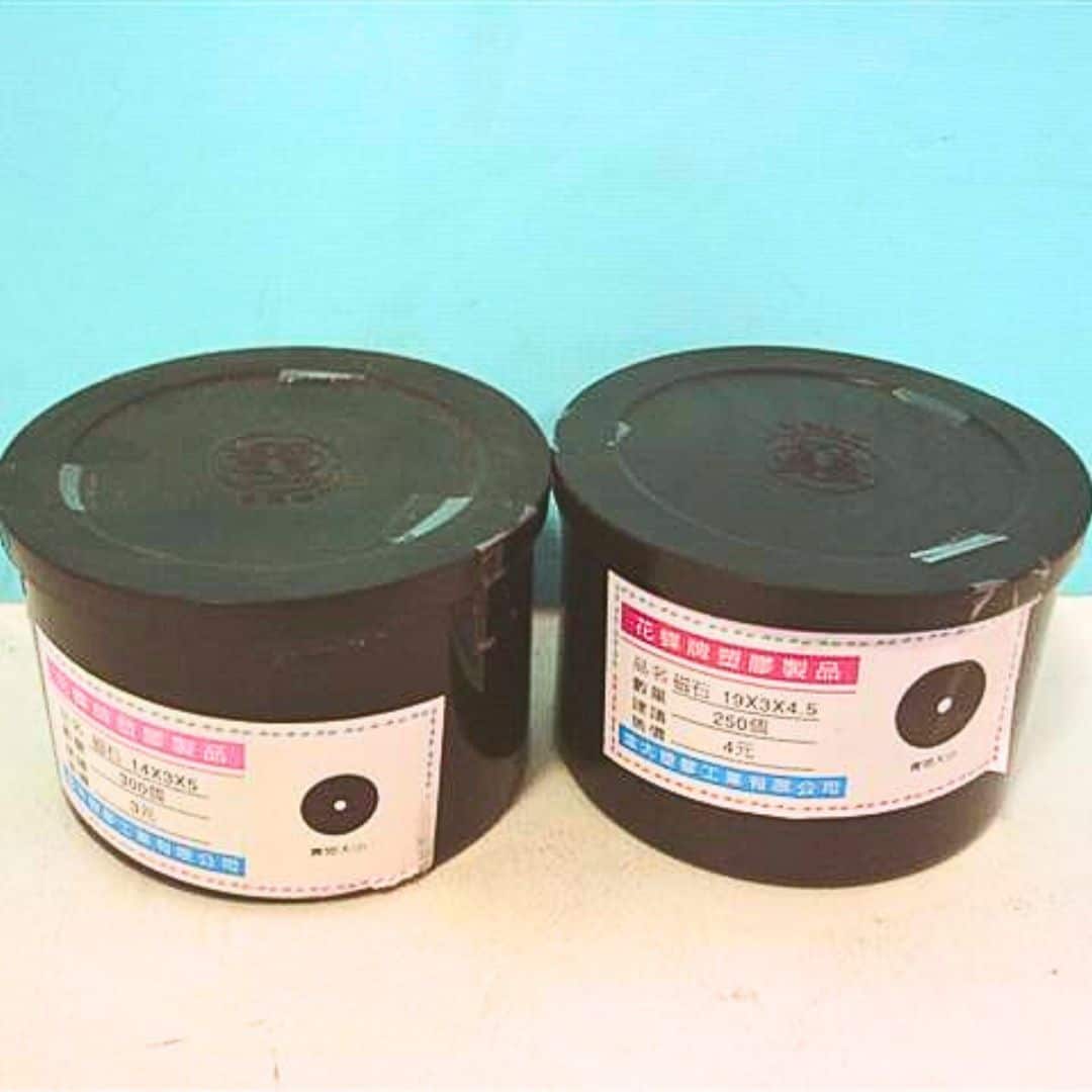 W8113J 花蝶牌圓型有孔磁鐵 14x5mm