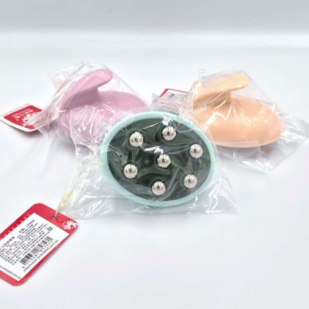 B20565 粉彩小兔七珠按摩器